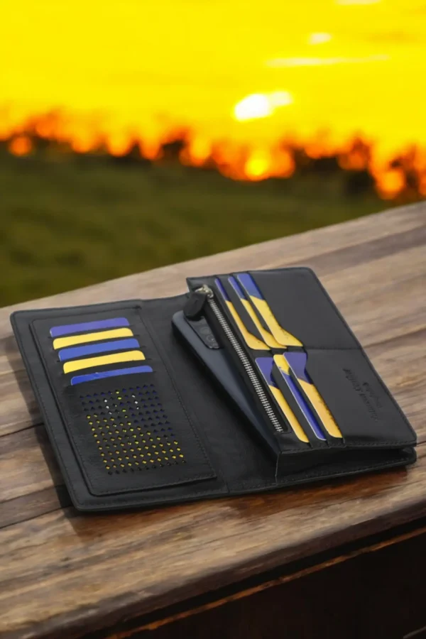 Men’s Stylish Premium Long Wallet Cmh 27 – টাকা ও ১ ফোন রাখুন সহজে